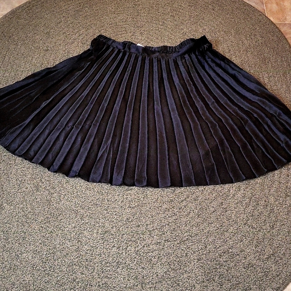 Ava N Viv Black Pleated Skirt - Classic Women's Skirt